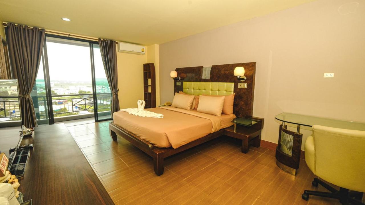 Spm Residence Resort & Spa Си Рача Екстериор снимка
